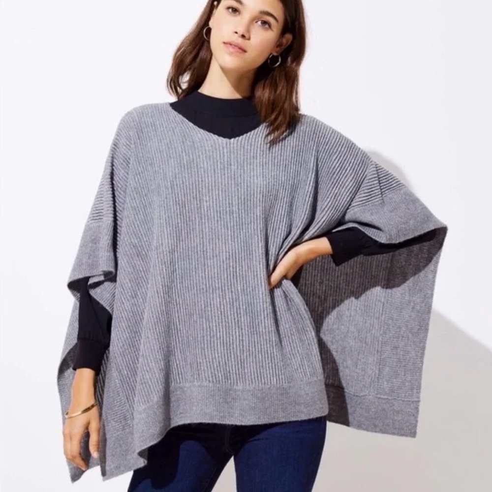LOFT Women’s XS/S Gray Ribbed Knit Poncho Sweater Oversized Layering‎ Top